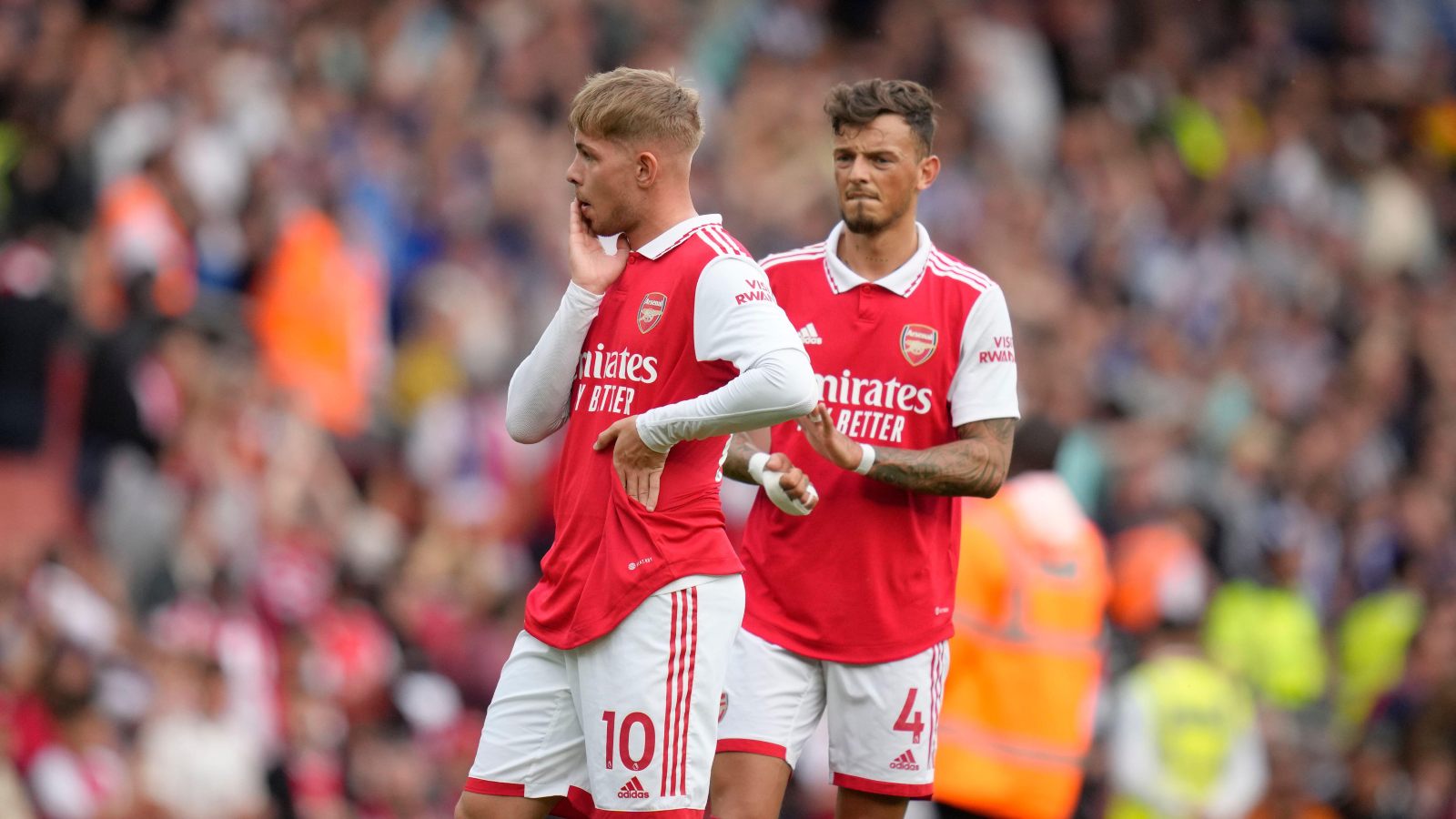 Arsenal players Emile Smith Rowe and Ben White look dejected